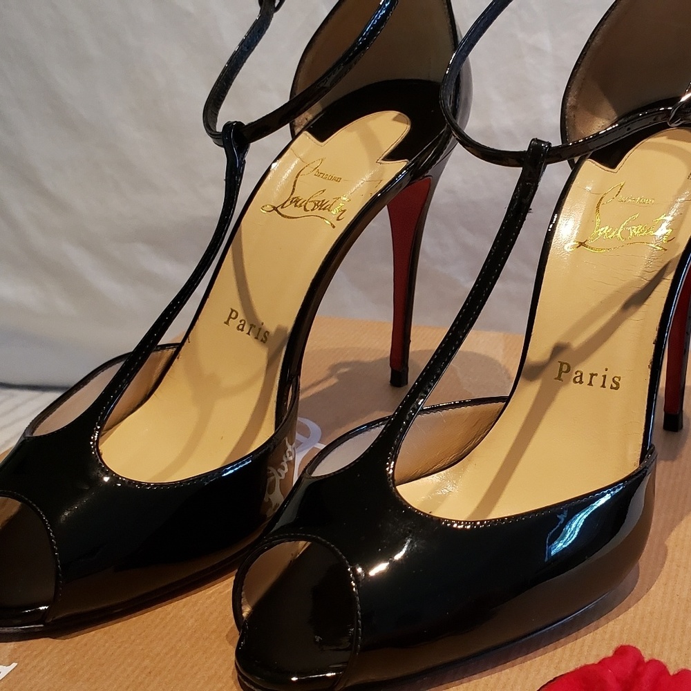 Christain Louboutin Senora 100
